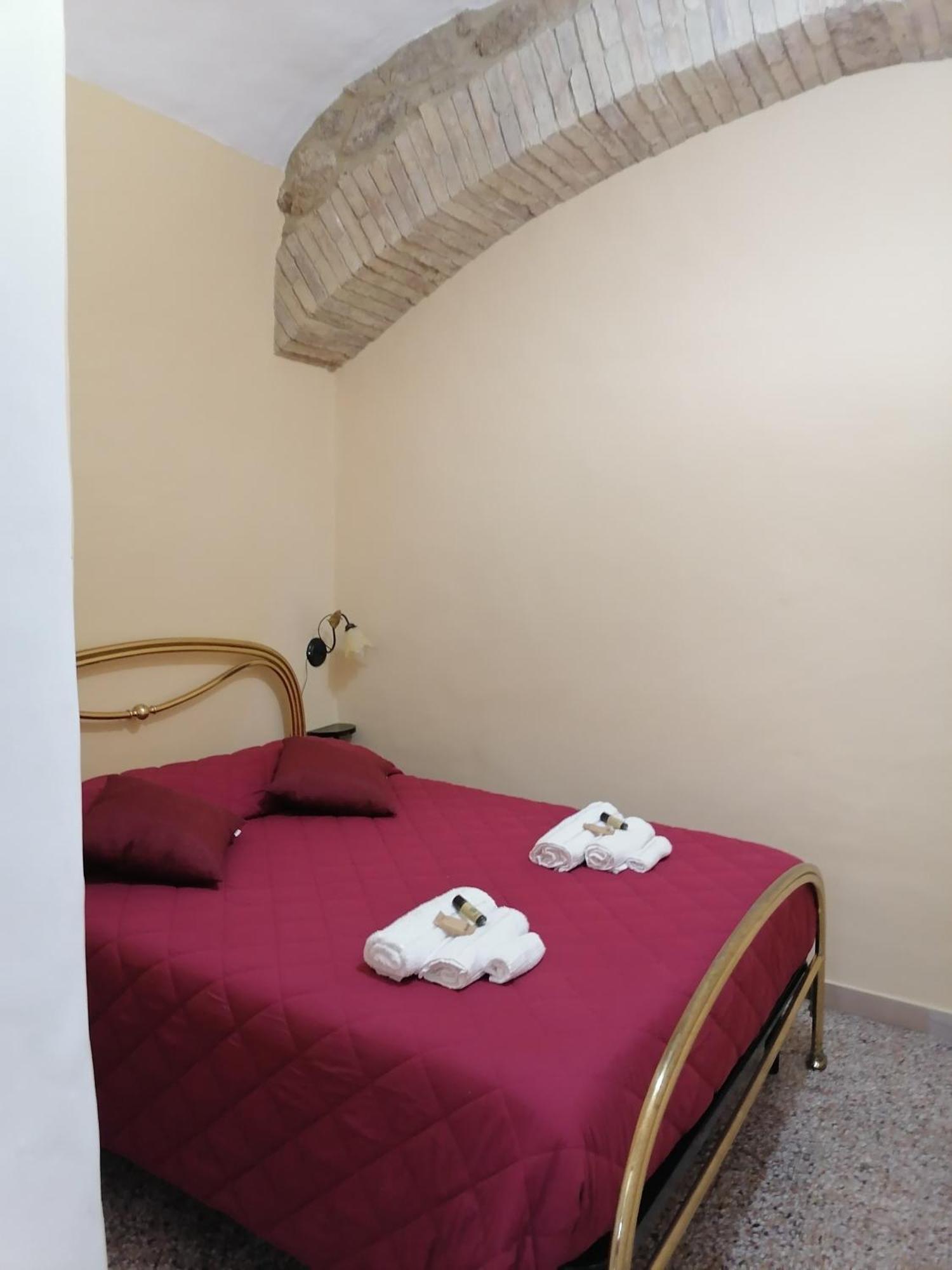 Hotel La Torre Della Piramide Pitigliano Exterior foto